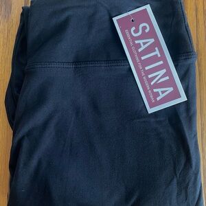Satina Women's Black Leggings - Sleek Everyday Comfort